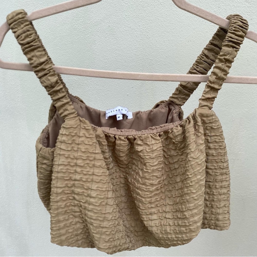 Textured Tan Puff Crop Top & Balloon Shorts Size Medium - Picture 2 of 7